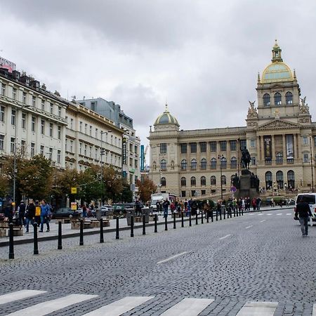 Exlusive Apartment Paris Style Praag Buitenkant foto